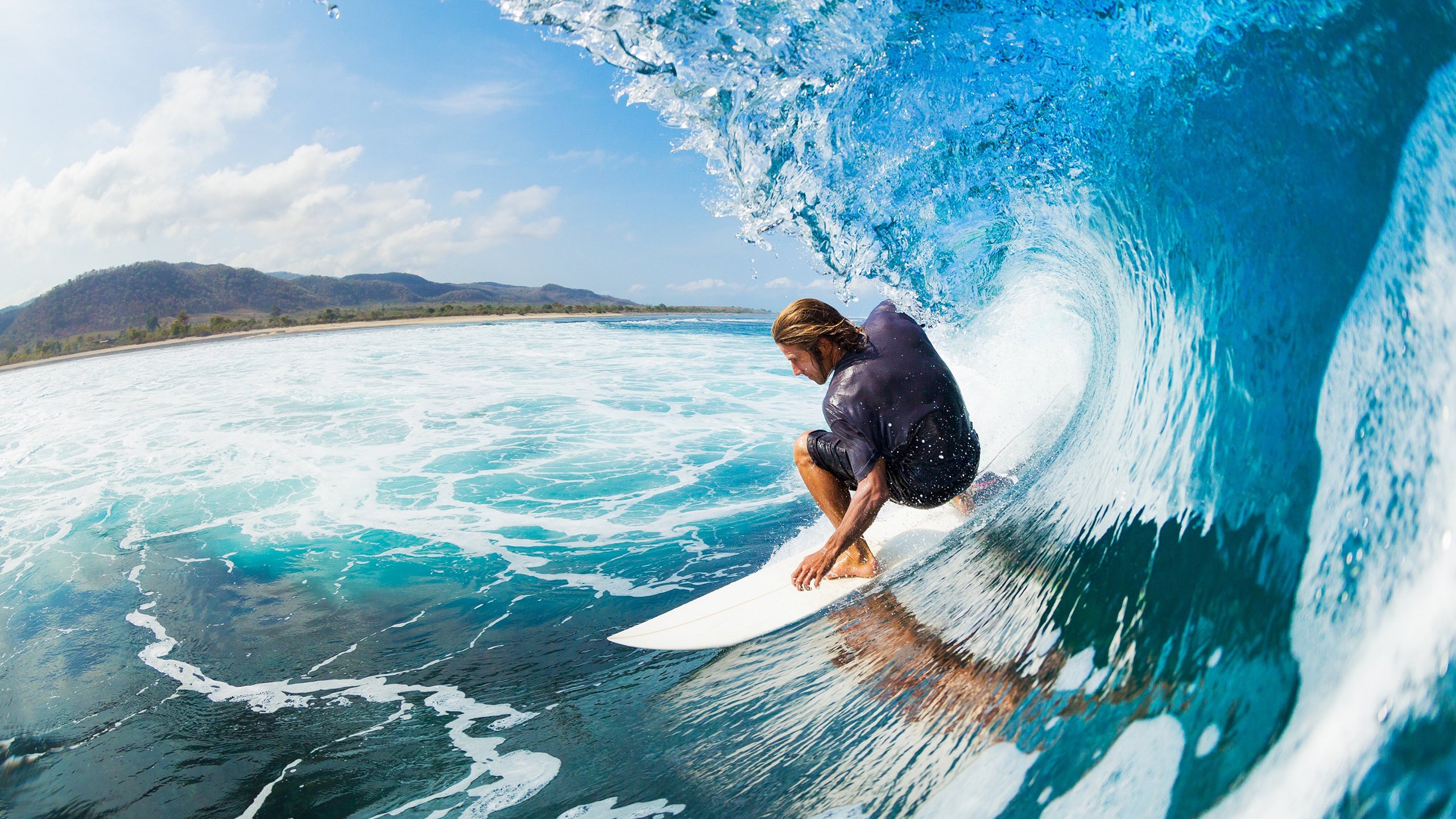 综合体育娱乐平台 | 真人-密尔沃基雄鹿首回合大胜洛杉矶快船，周冠宇砍下22记关键球，全场沸腾